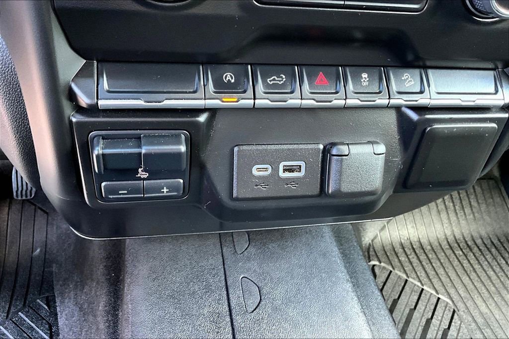 Used 2021 Chevrolet Silverado 1500 Custom Trail Boss w/ Midnight Edition image 18