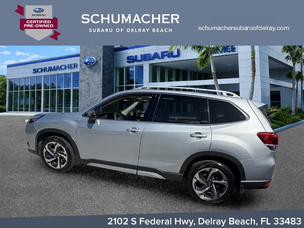 Used 2023 Subaru Forester Touring AWD/4WD image 5