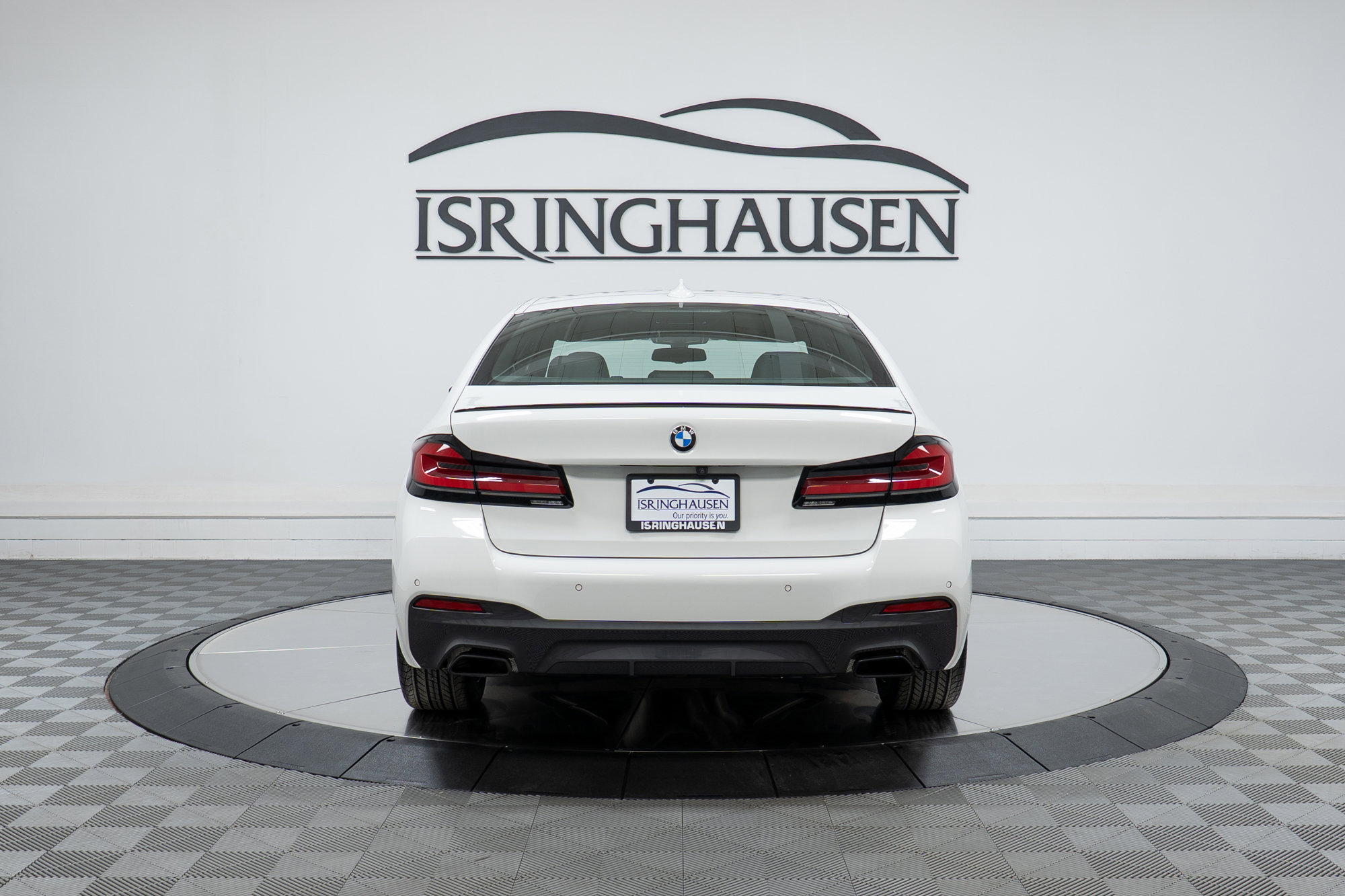 Used 2023 BMW 540i xDrive w/ M Sport Package image 6