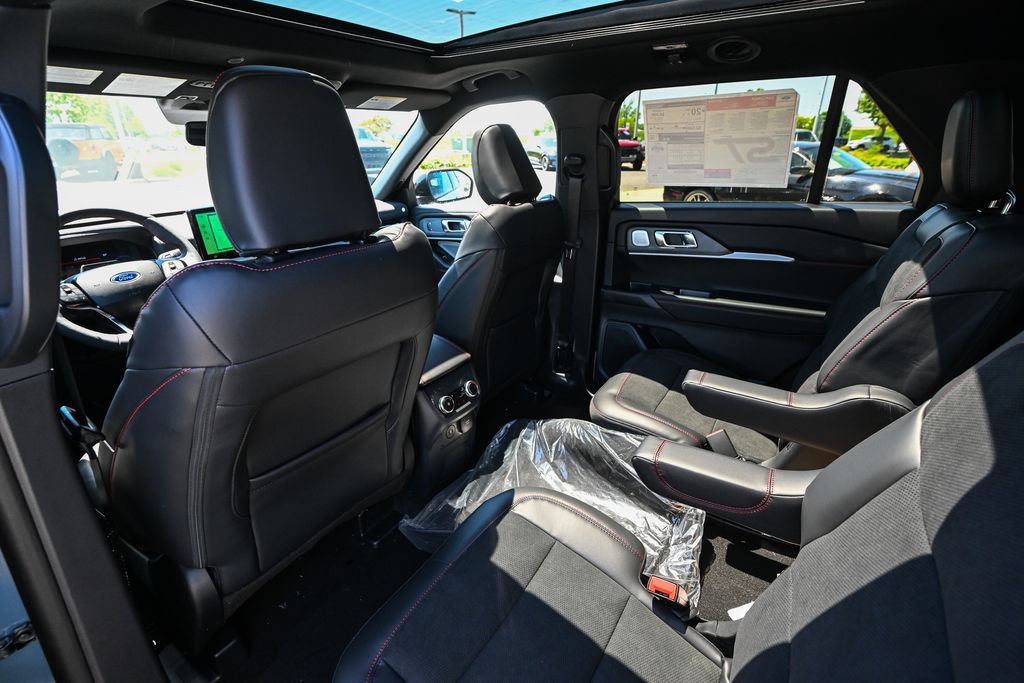New 2026 Ford Explorer ST w/ Sun And Sound Package AWD/4WD image 20