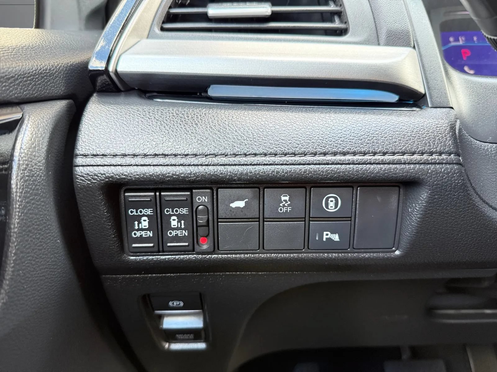 Used 2021 Honda Odyssey Touring image 40
