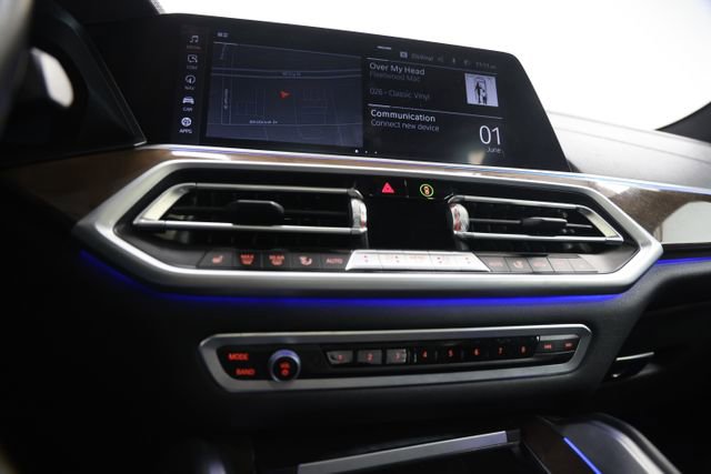 Used 2021 BMW X6 xDrive40i w/ M Sport Package AWD/4WD image 29
