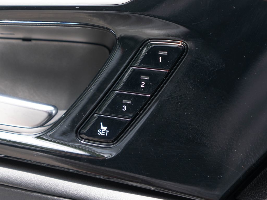 Certified 2023 Acura MDX SH-AWD w/ Technology Package image 27