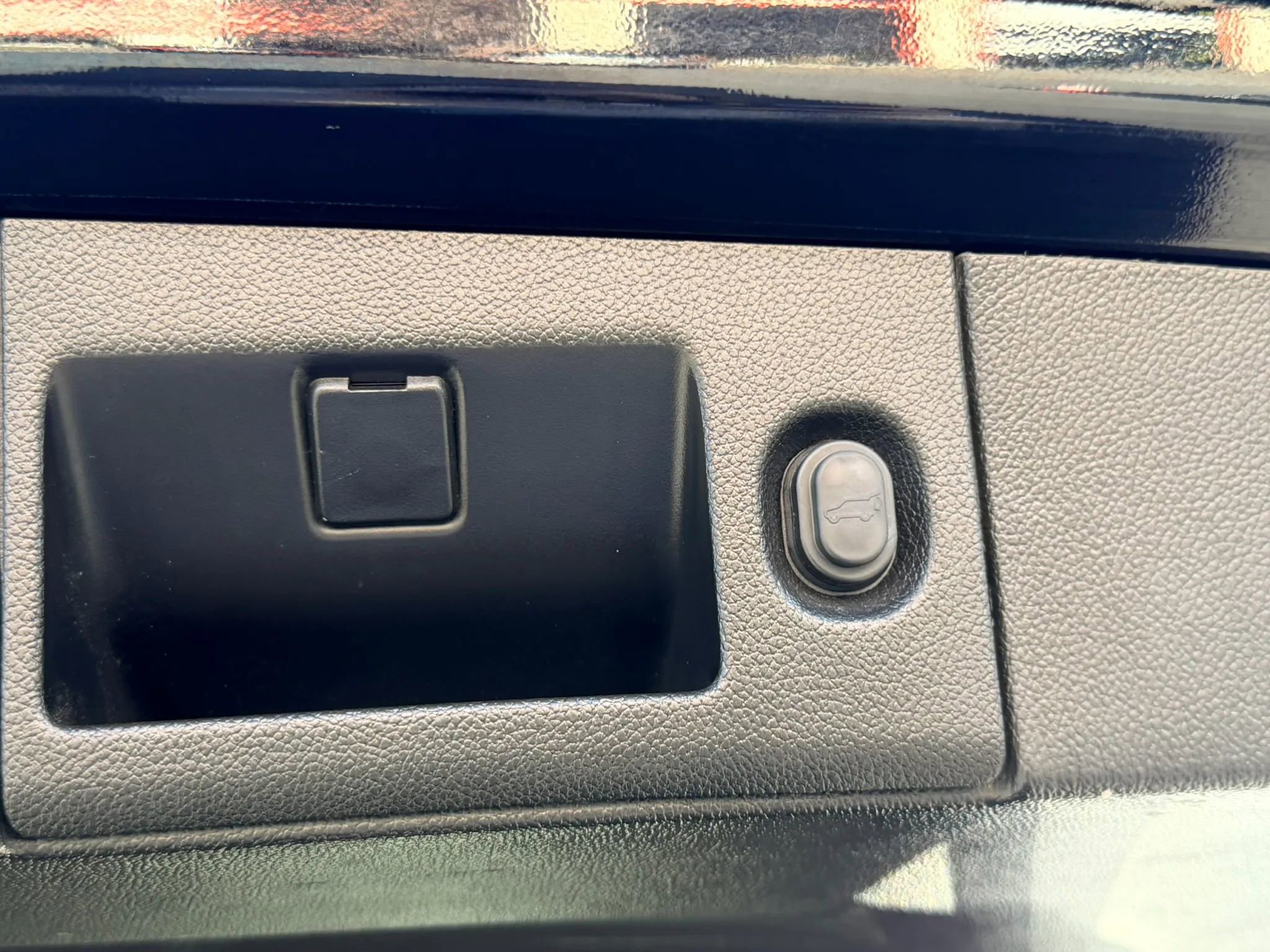 Used 2019 GMC Yukon XL Denali w/ Denali Ultimate Package image 30