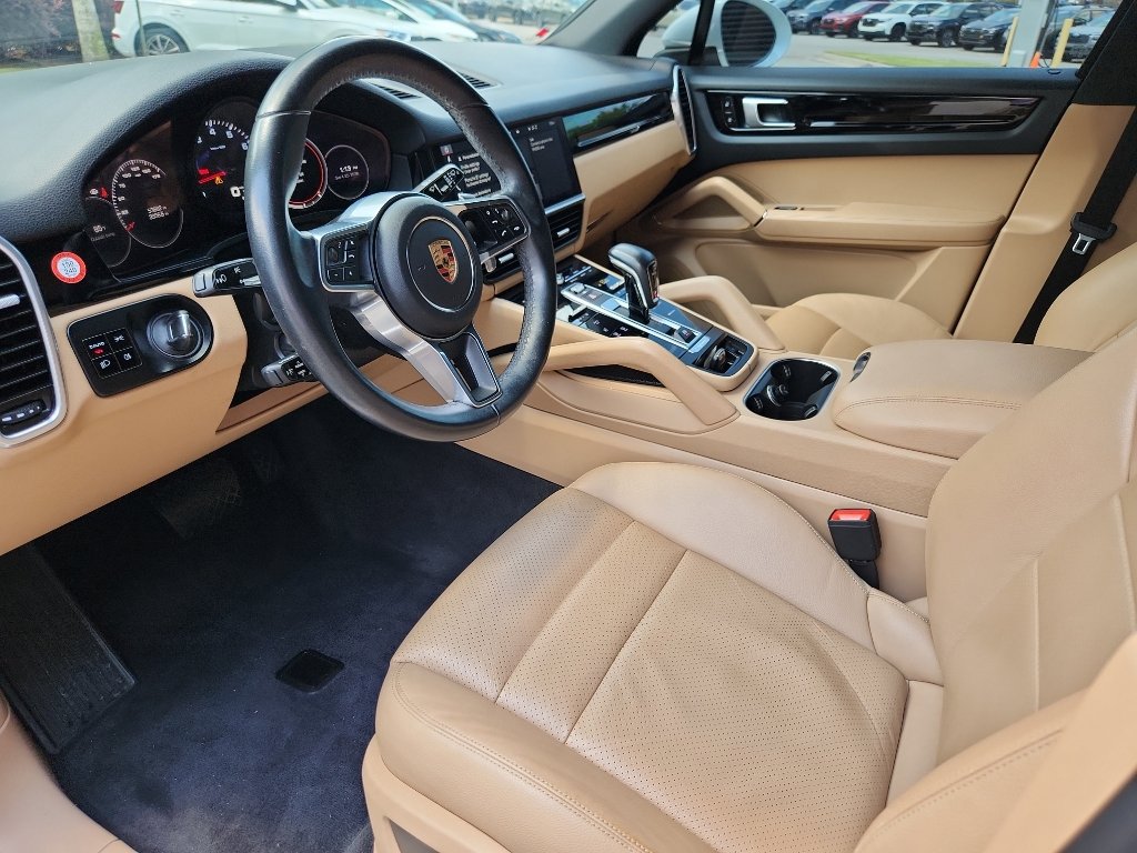 Certified 2020 Porsche Cayenne AWD/4WD image 13