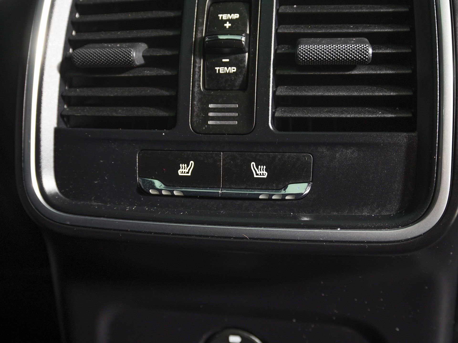 Used 2024 Porsche Macan S image 11