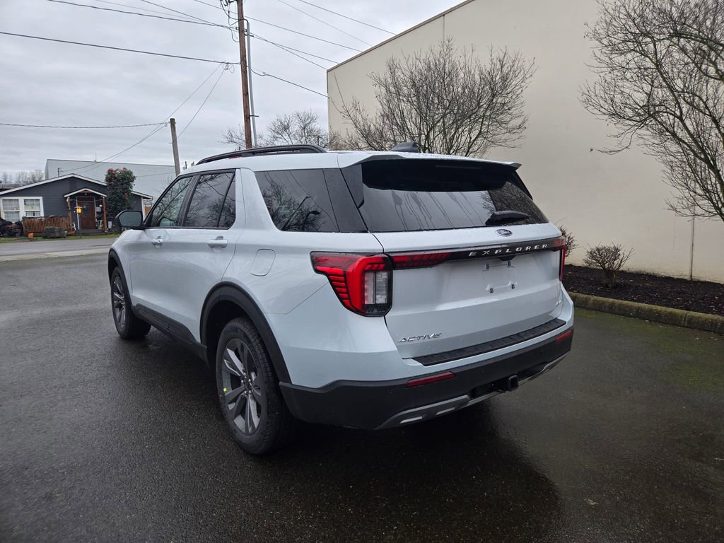 New 2026 Ford Explorer Active w/ Active Comfort Package image 7