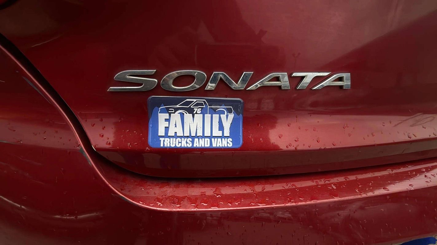 Used 2015 Hyundai Sonata SE FWD image 19