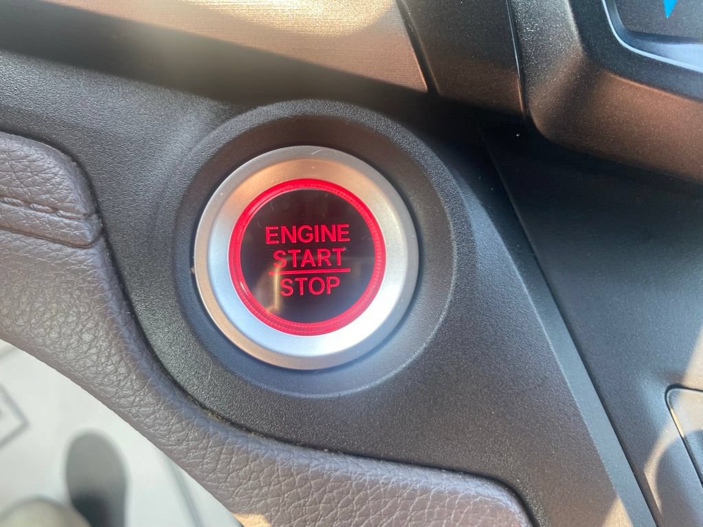 Used 2018 Honda Odyssey LX image 19