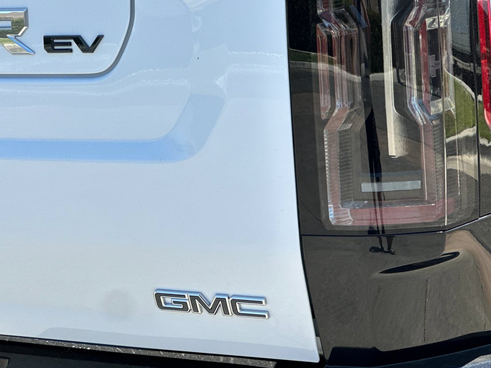 New 2026 GMC Hummer EV 4x4 Crew Cab image 25