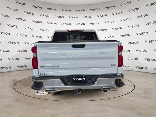 Used 2025 Chevrolet Silverado 1500 LTZ AWD/4WD image 4