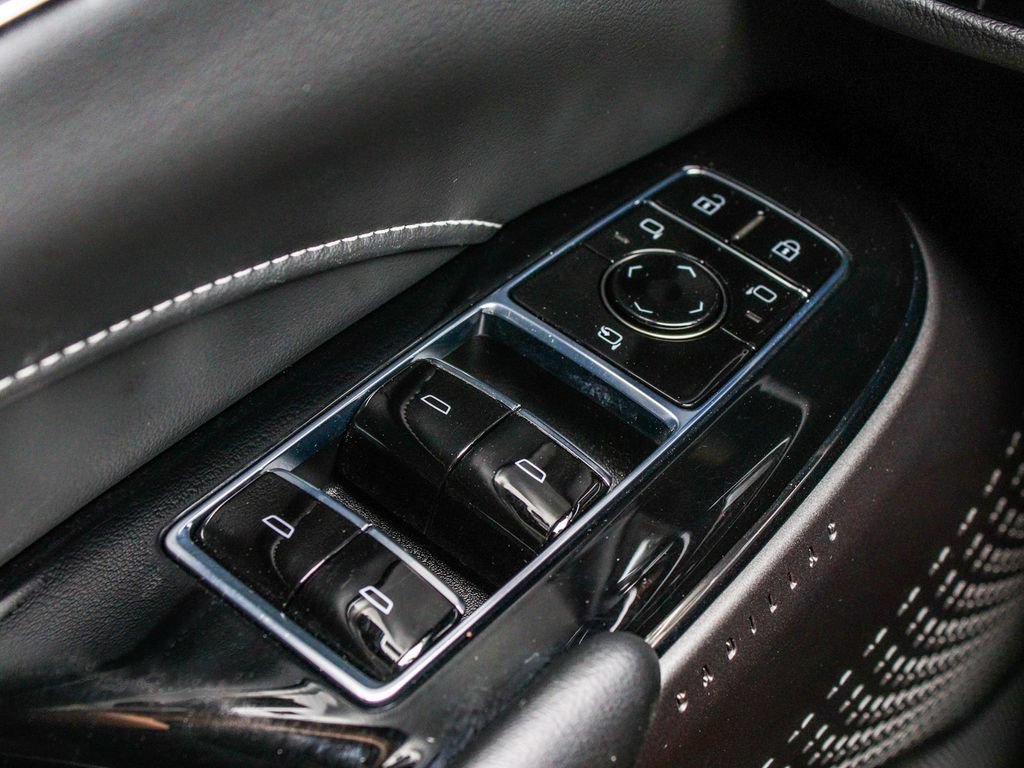Used 2024 Cadillac Lyriq Tech w/ Driver Assist Package AWD/4WD image 11