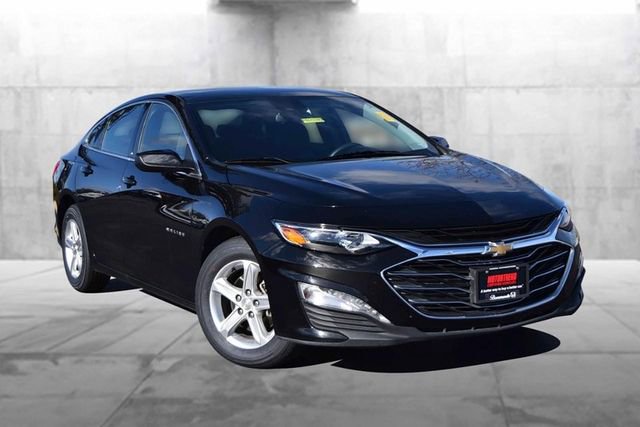 Used 2024 Chevrolet Malibu LT image 2