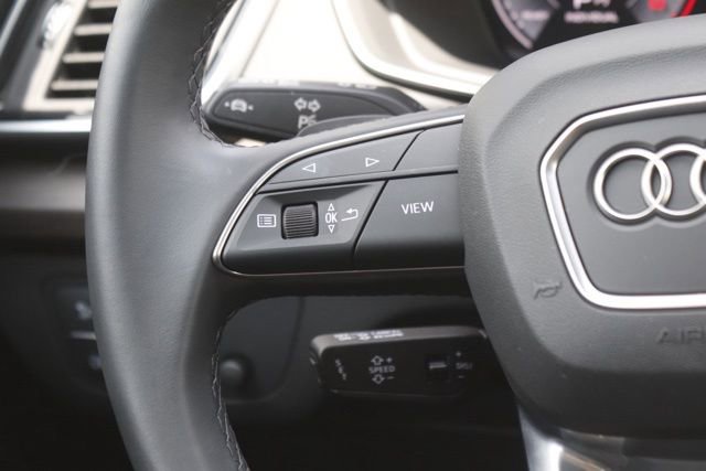 Used 2025 Audi Q5 2.0T Premium Plus AWD/4WD image 21