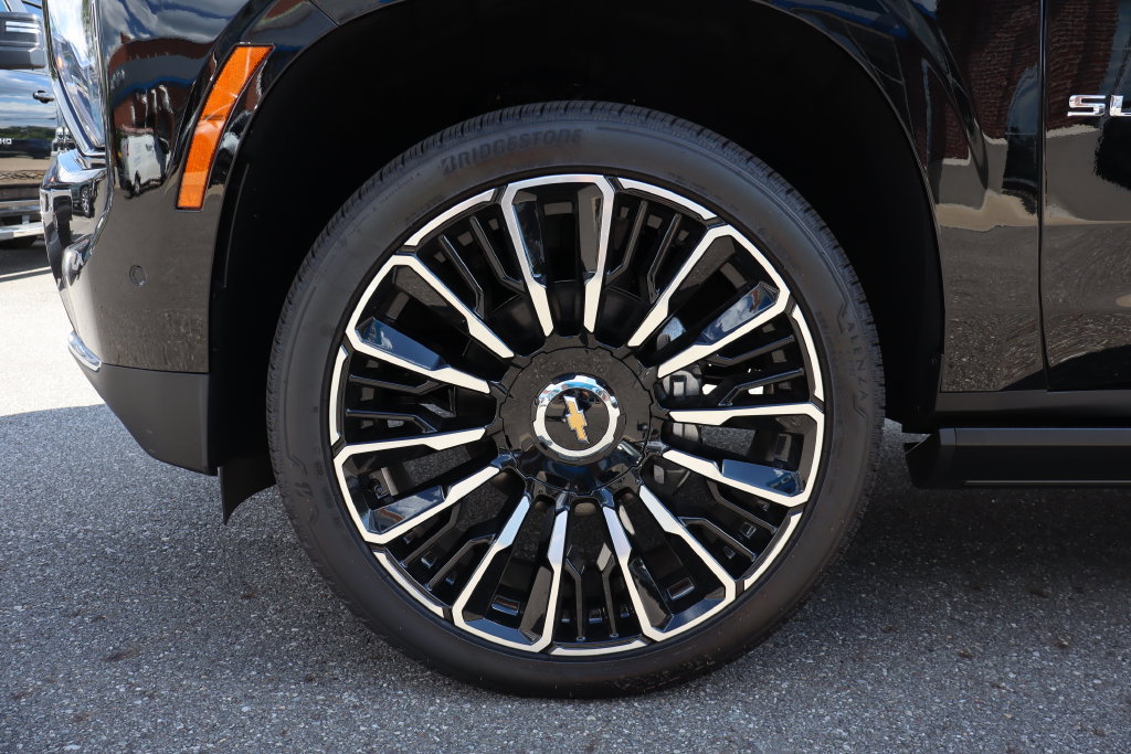 New 2026 Chevrolet Suburban High Country AWD/4WD image 34