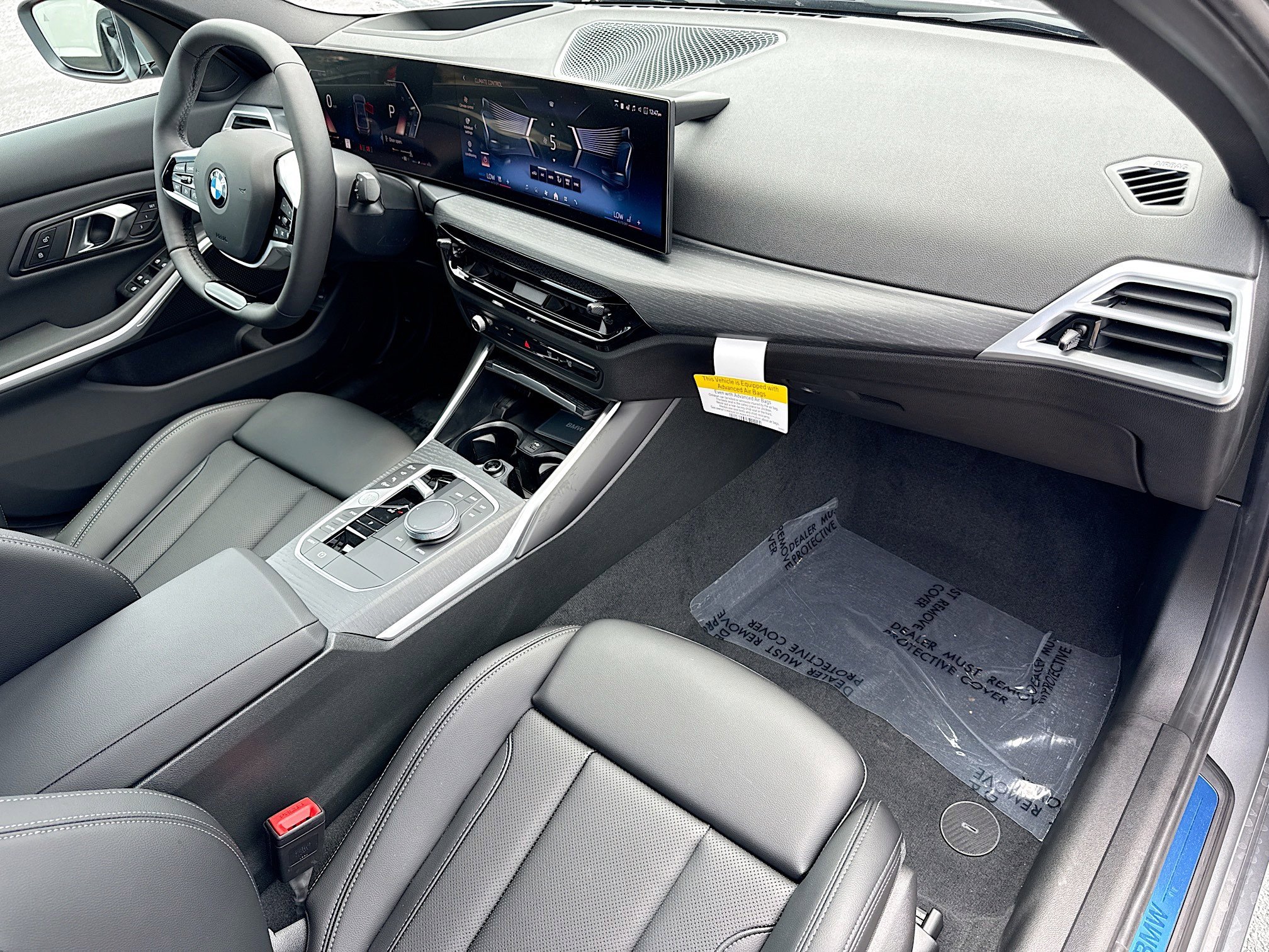 New 2026 BMW 330i xDrive Sedan w/ Premium Package AWD/4WD image 14