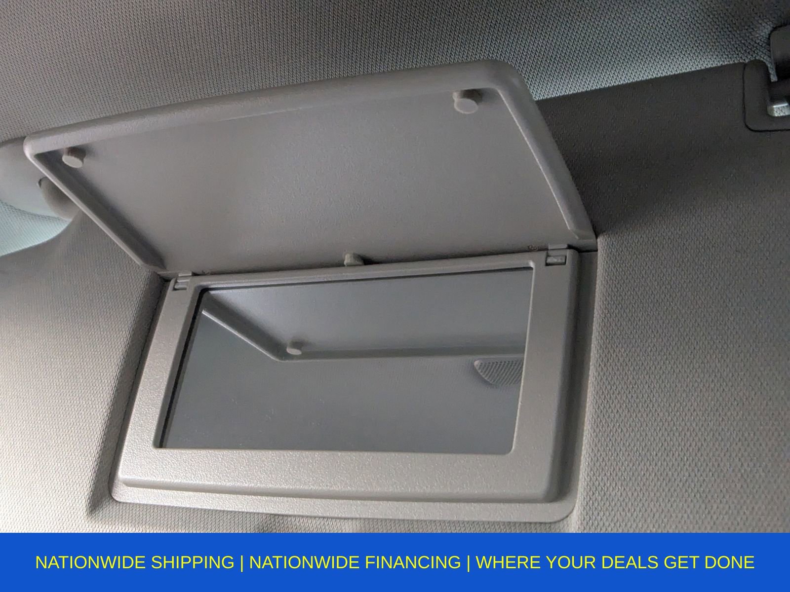 Used 2022 Chevrolet Colorado W/T image 37