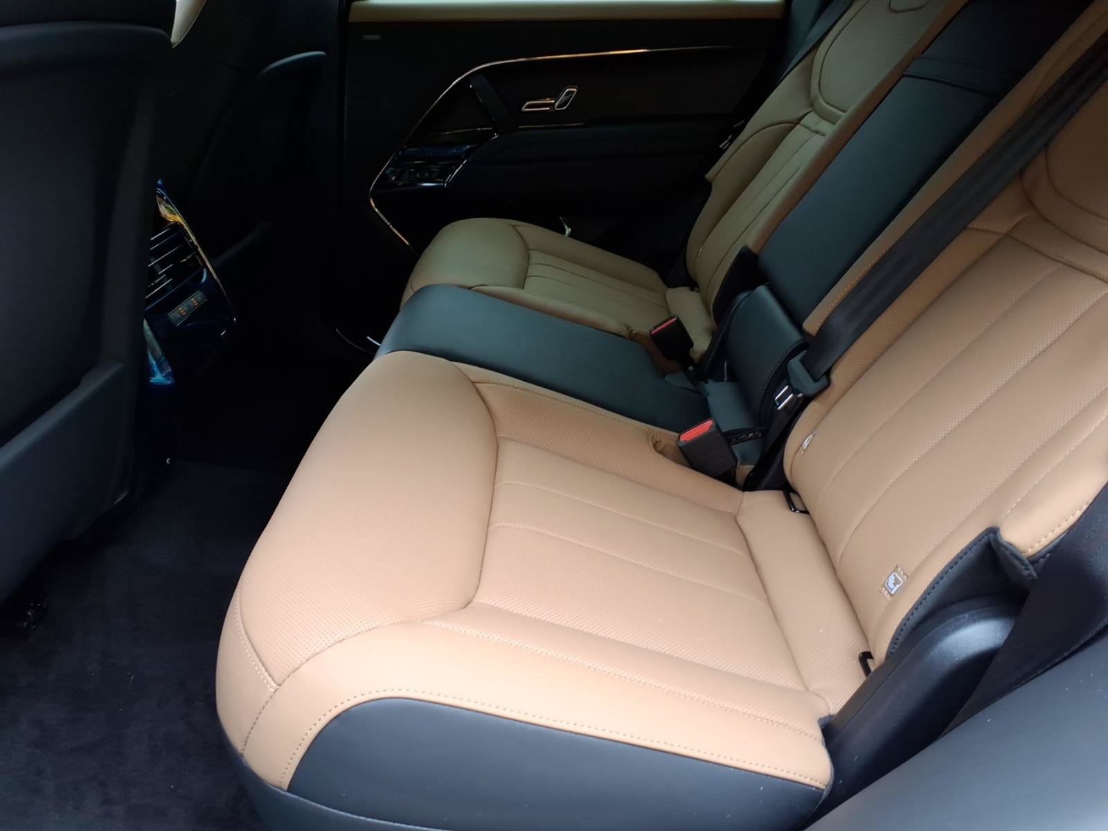 New 2027 Land Rover Range Rover Sport Dynamic SE AWD/4WD image 5