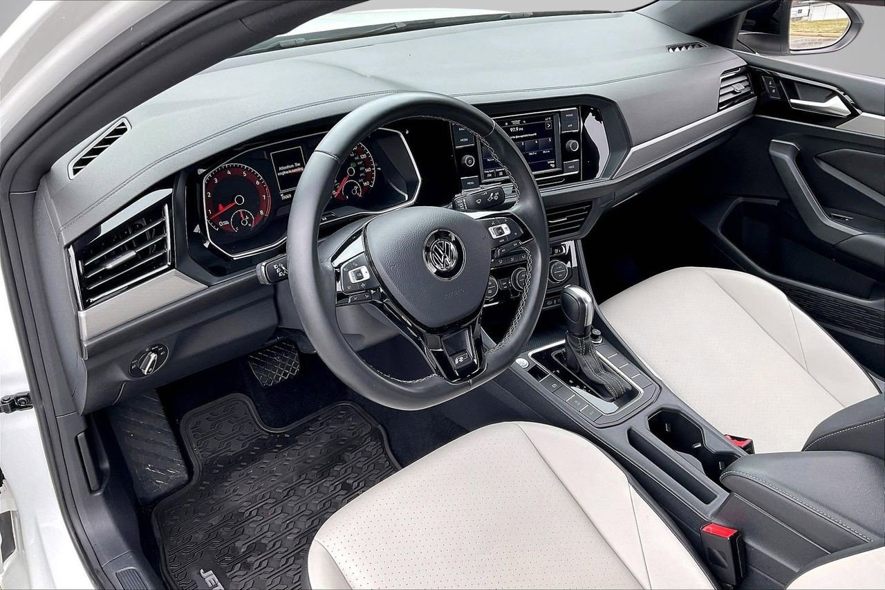 Used 2021 Volkswagen Jetta R-Line image 19