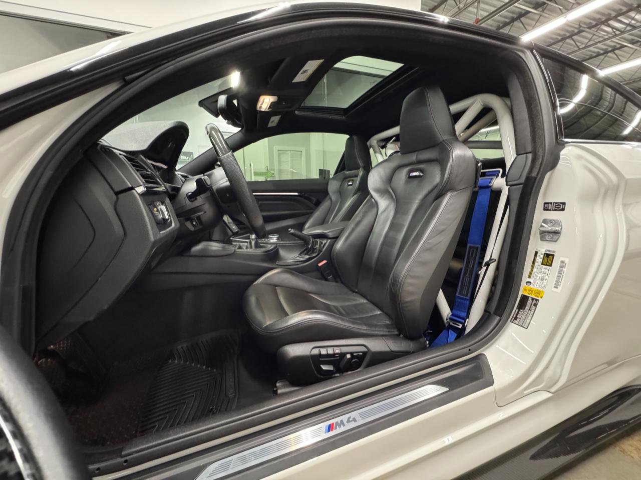 Used 2015 BMW M4 Coupe image 8