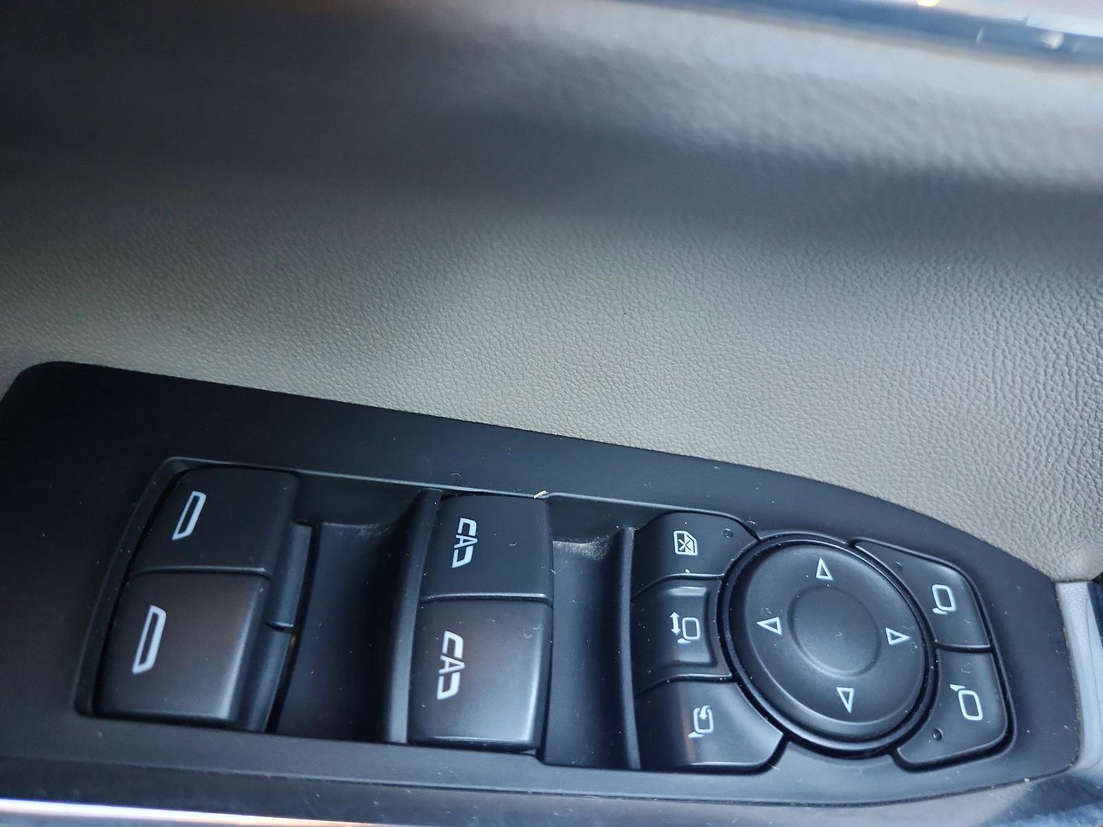 Used 2024 GMC Sierra 2500 SLT w/ SLT Premium Package image 24