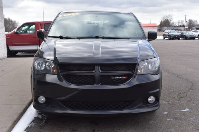 Used 2017 Dodge Grand Caravan SXT w/ Driver Convenience Group image 5