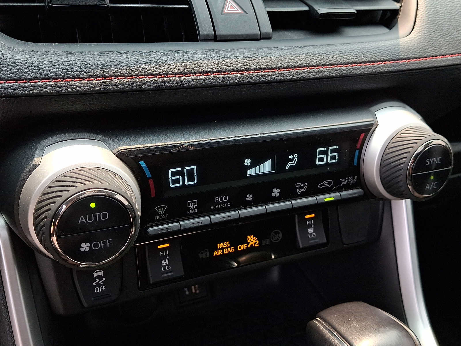 Used 2023 Toyota RAV4 SE w/ Weather & Moonroof Package AWD/4WD image 17