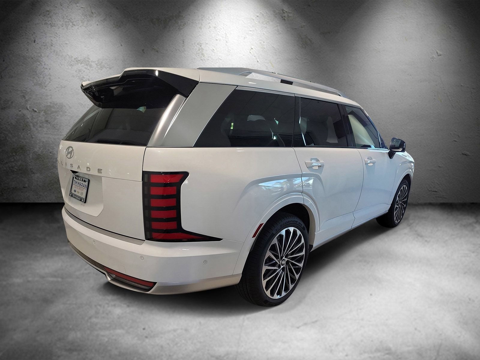 New 2026 Hyundai Palisade Calligraphy FWD image 3