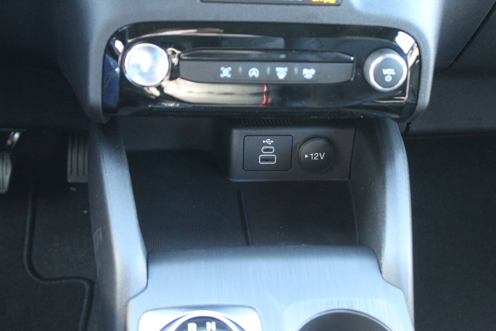 New 2026 Ford Escape ST-Line w/ Tech Pack #1 image 30