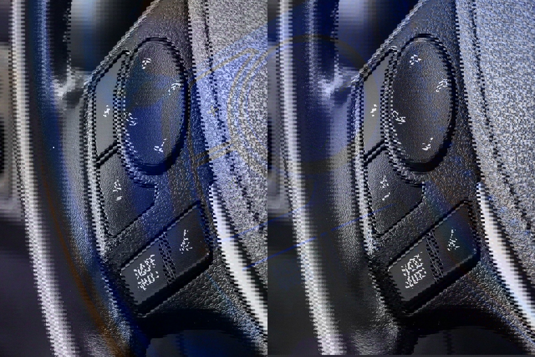 Used 2018 Toyota RAV4 XLE image 33