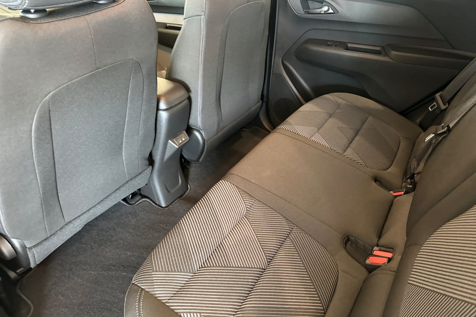 New 2027 Chevrolet Bolt LT FWD image 10