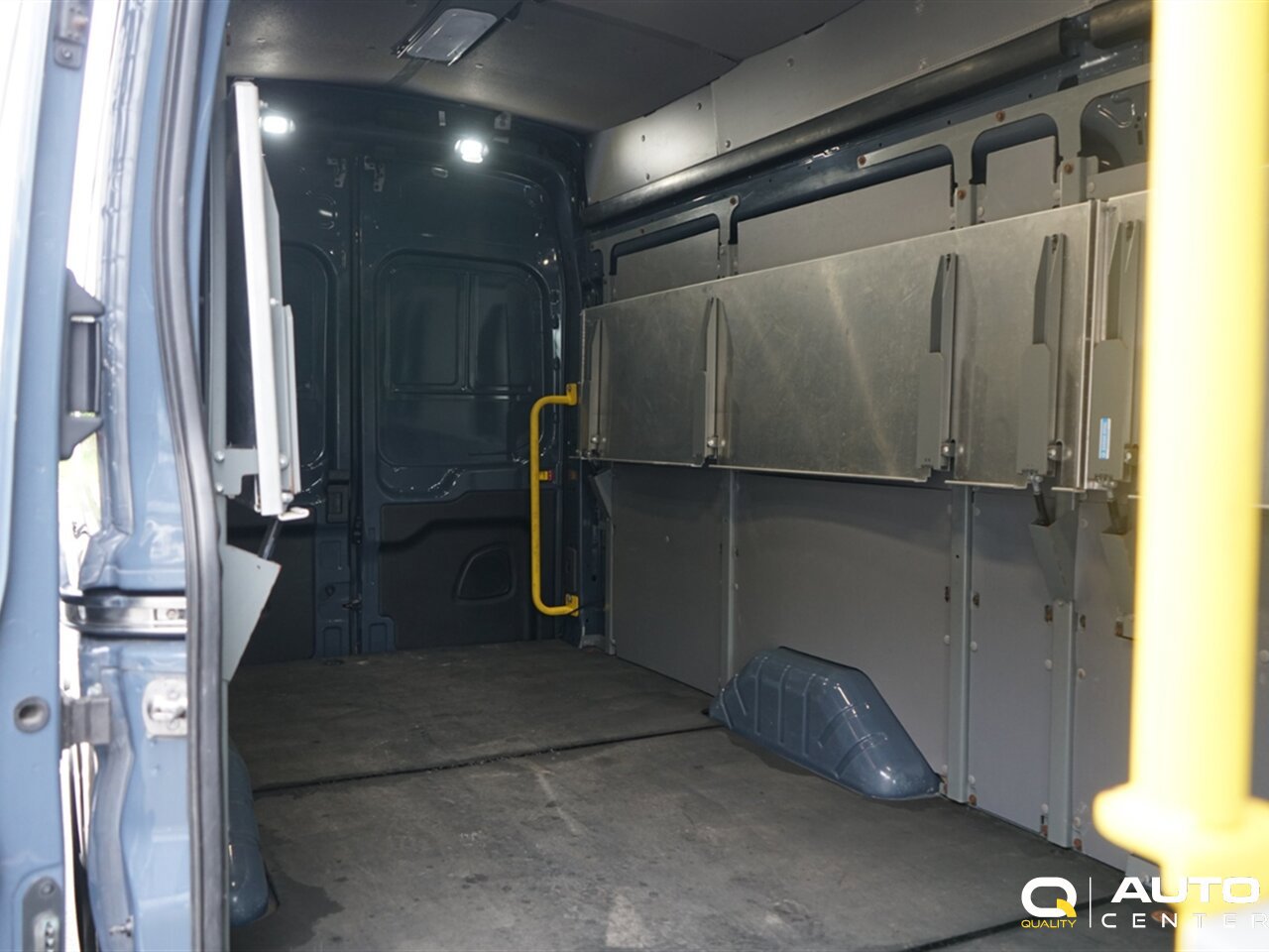 Used 2022 Ford Transit 250 148 High Roof Extended AWD w/ Parcel Delivery Package image 5