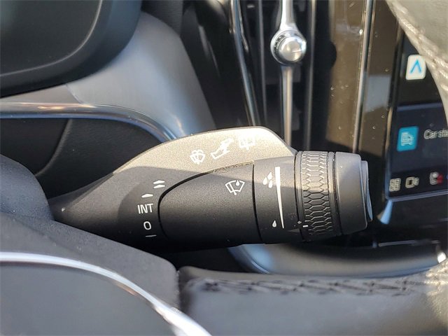 Used 2023 Volvo XC60 T8 Core w/ Climate Package image 27