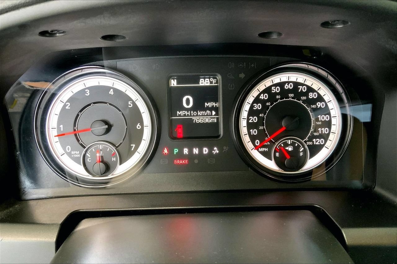 Used 2022 RAM 1500 Tradesman w/ Chrome Plus Package RWD image 23