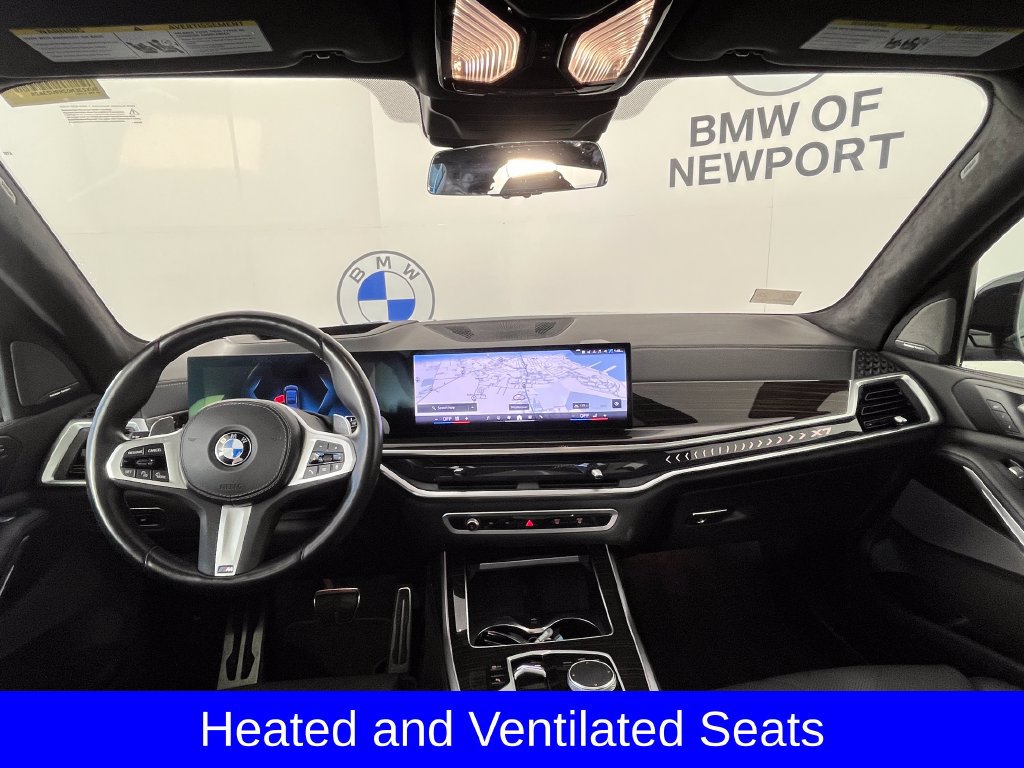 Used 2024 BMW X7 xDrive40i w/ M Sport Package AWD/4WD image 8