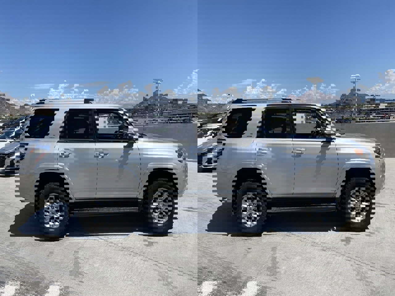 Used 2021 Toyota 4Runner SR5 Premium image 3