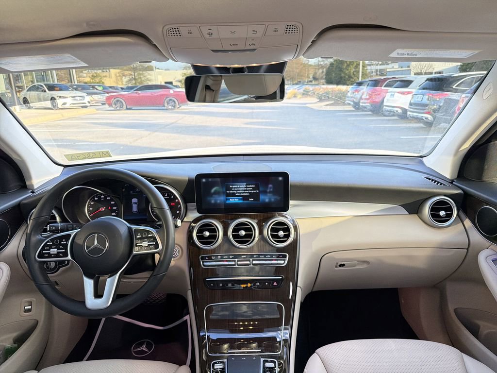 Used 2022 Mercedes-Benz GLC 300 4MATIC image 21