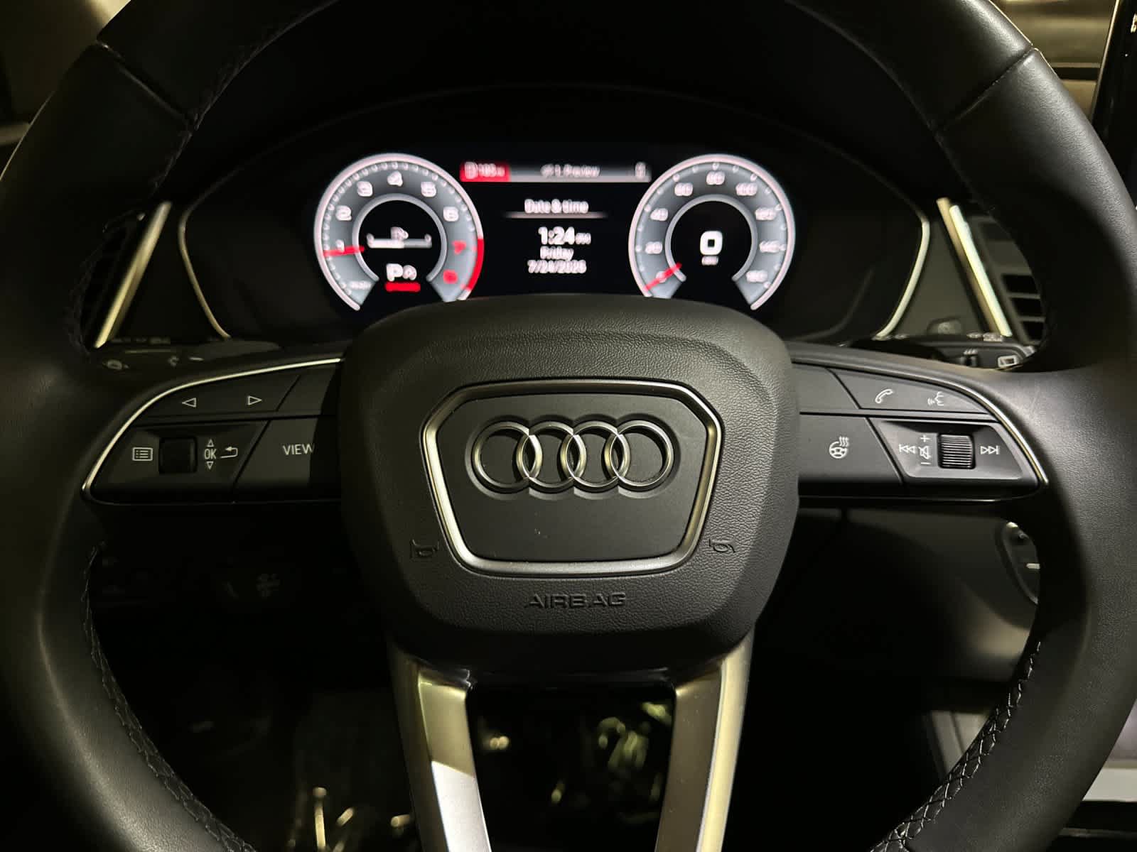 Used 2025 Audi Q5 2.0T Premium w/ Convenience Plus Package AWD/4WD image 22