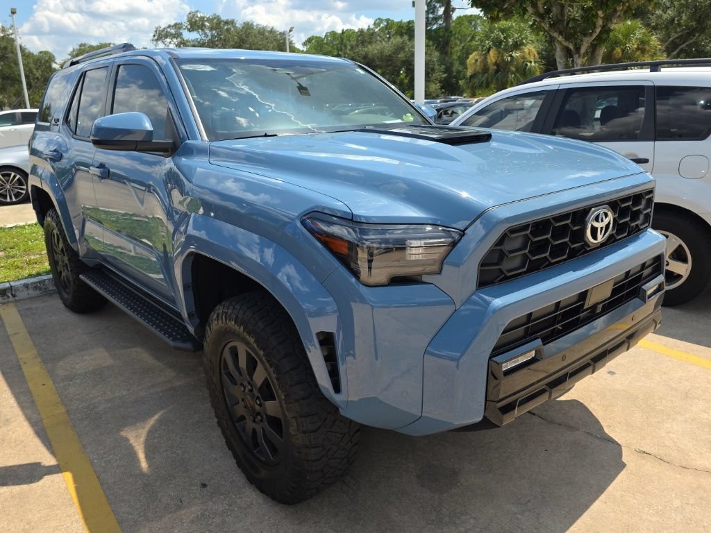 Used 2025 Toyota 4Runner TRD Sport AWD/4WD image 6