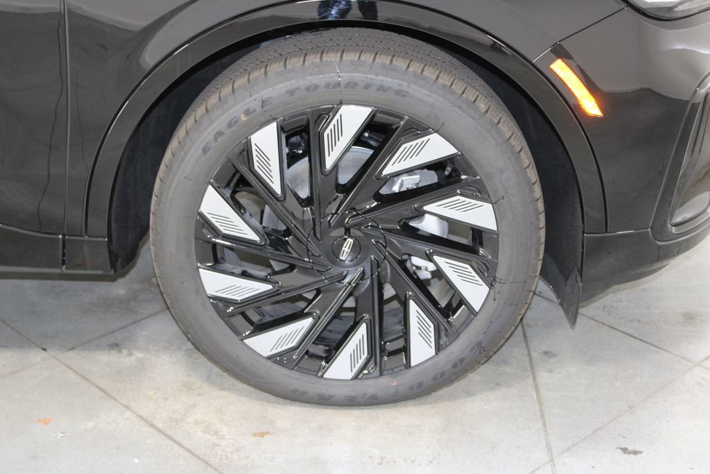 New 2026 Lincoln Nautilus Reserve AWD/4WD image 12