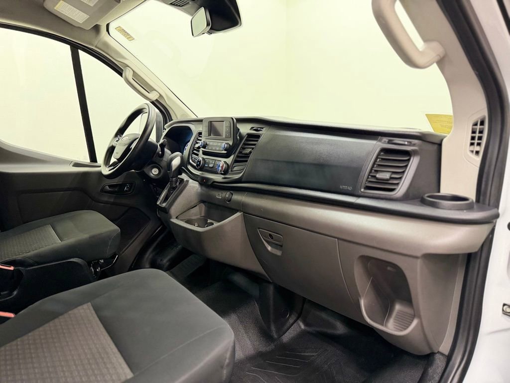 Used 2024 Ford Transit 250 Low Roof AWD w/ Exterior Upgrade Package image 20