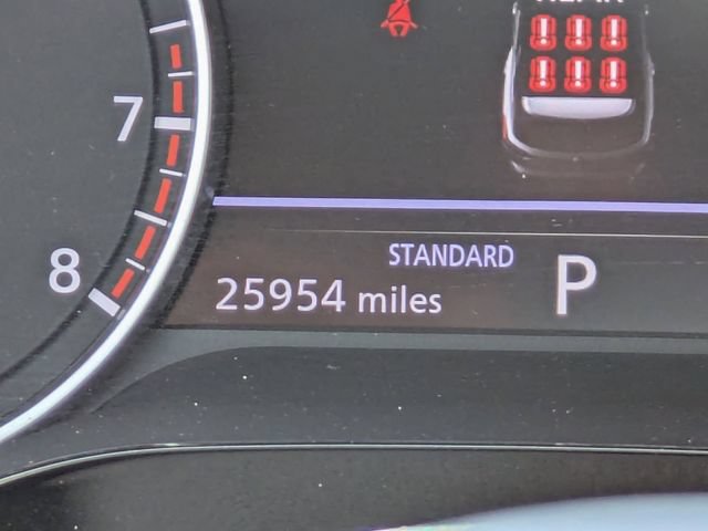Used 2025 Nissan Pathfinder SV FWD image 34