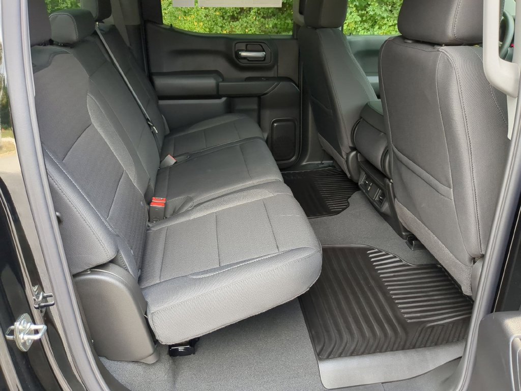 New 2026 Chevrolet Silverado 1500 Custom w/ Turbomax Blackout Package AWD/4WD image 32