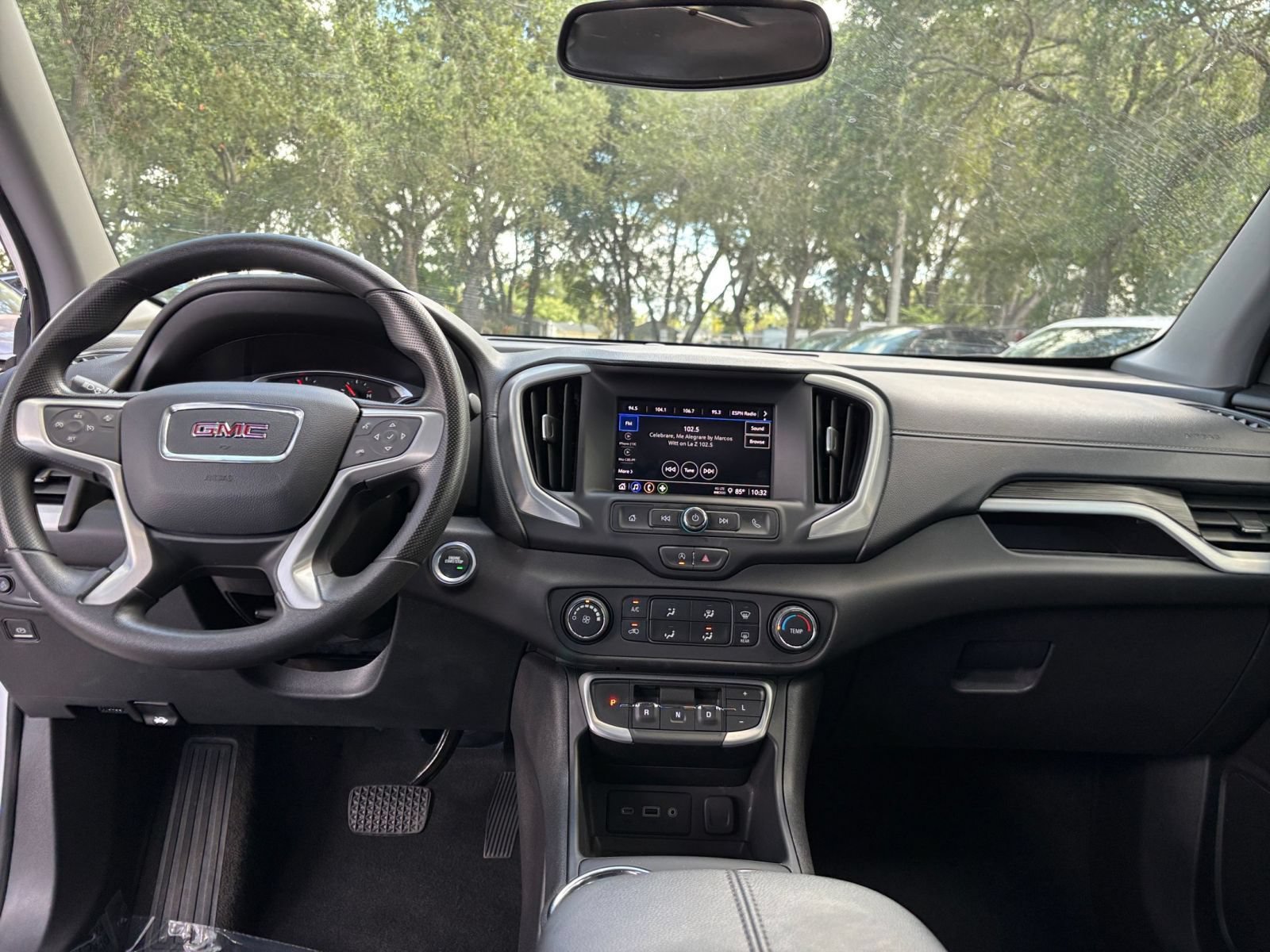 Used 2024 GMC Terrain SLE FWD image 41