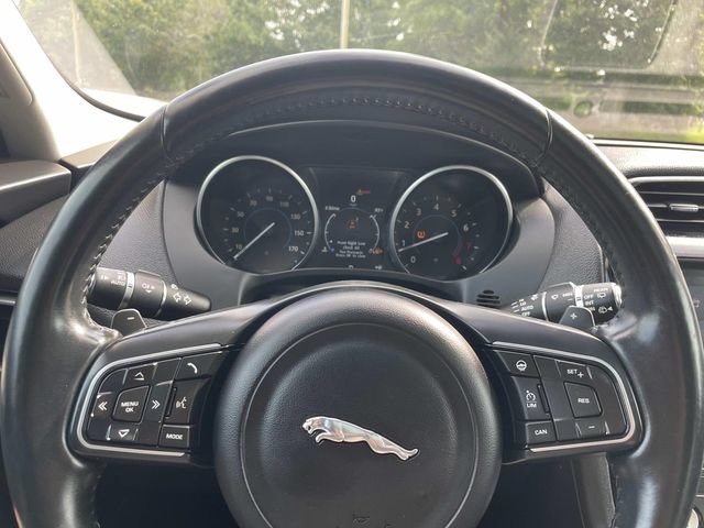 Used 2017 Jaguar F-PACE Premium AWD/4WD image 29