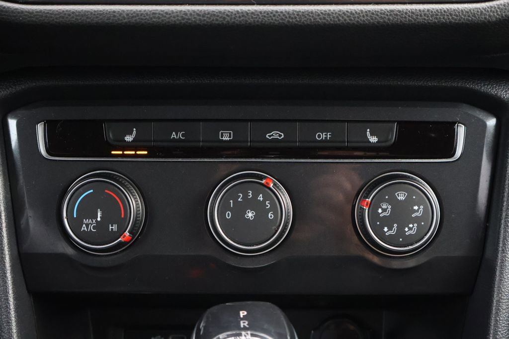 Used 2022 Volkswagen Tiguan S image 18