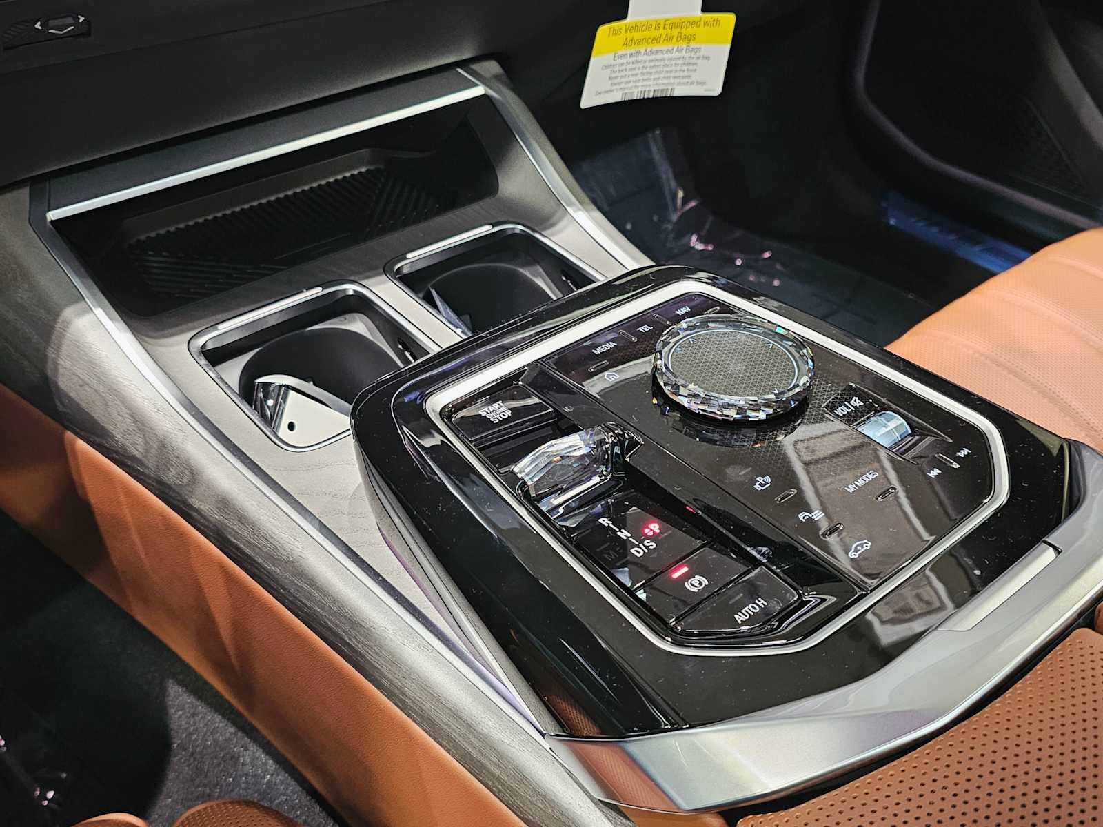 New 2026 BMW 750e xDrive w/ Executive Package image 17