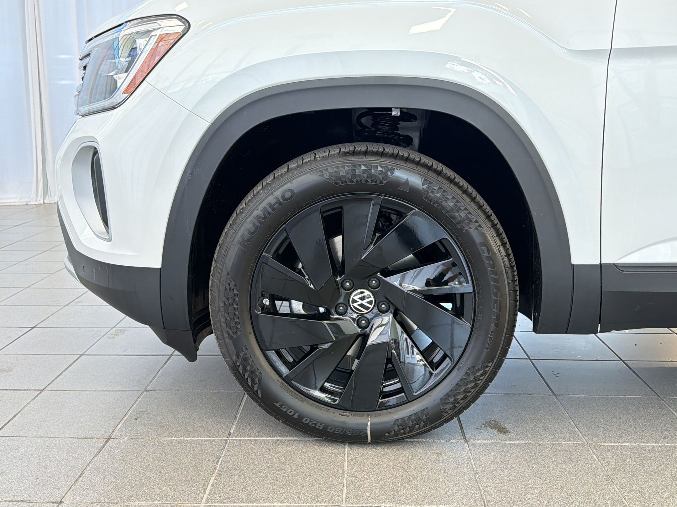 New 2026 Volkswagen Atlas SE FWD image 12