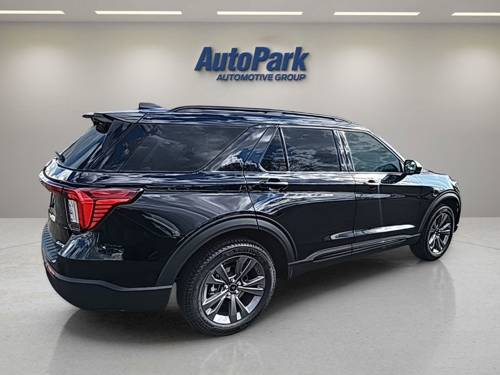 New 2026 Ford Explorer Active w/ Active Comfort Package image 7
