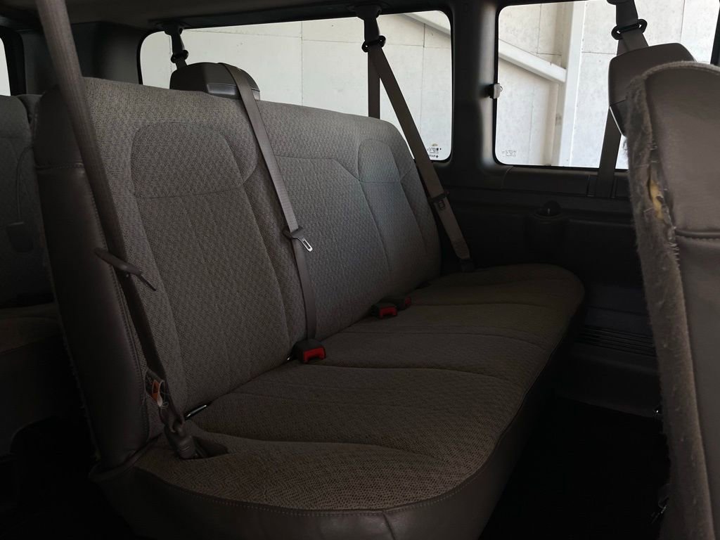 Used 2024 Chevrolet Express 3500 LT w/ LT Preferred Equipment Group image 18